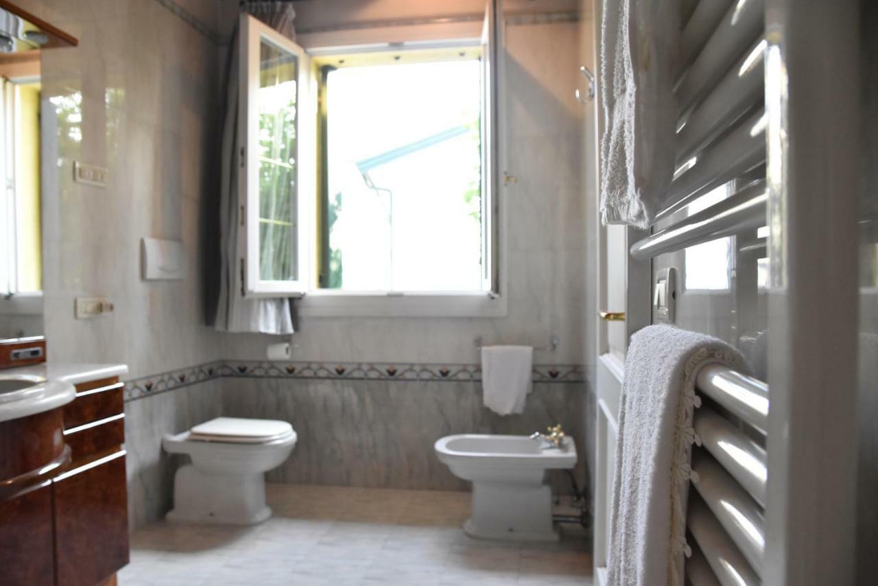 Villa Loredana Elegant Villa With Private Bathroom Спинея Екстериор снимка