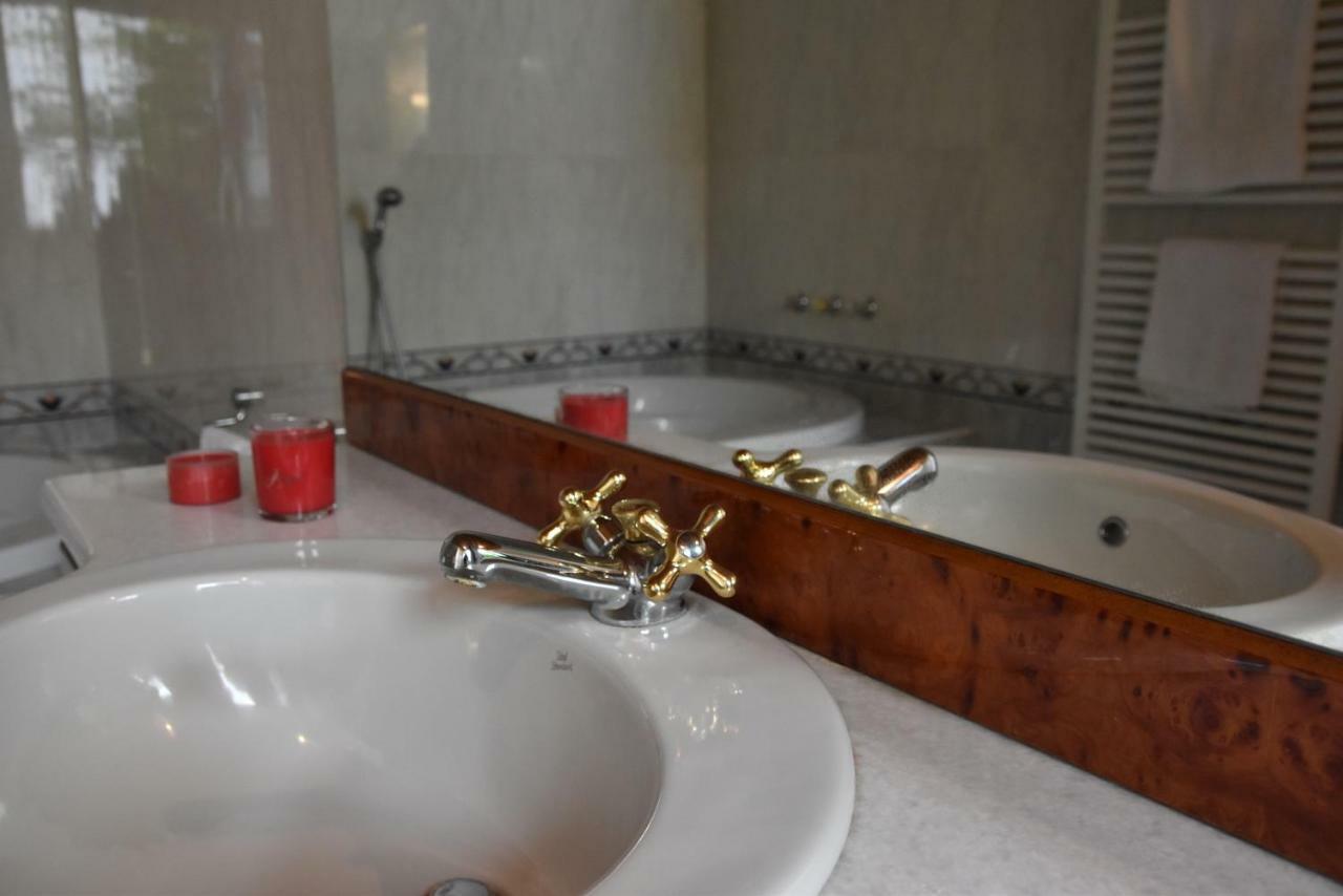 Villa Loredana Elegant Villa With Private Bathroom Спинея Екстериор снимка